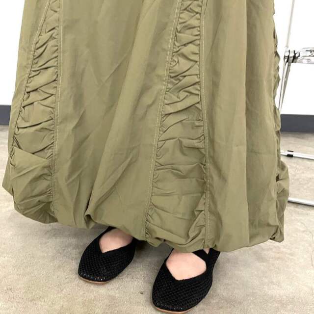 ナイロン風切替バルーンスカート