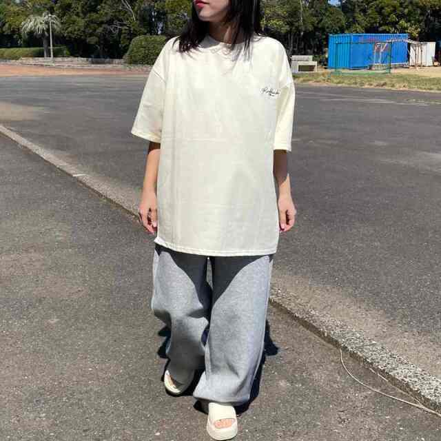 バック刺繍ロゴTシャツ