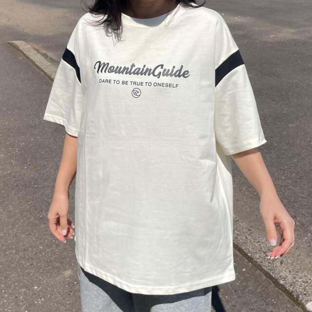 袖配色ロゴTシャツ