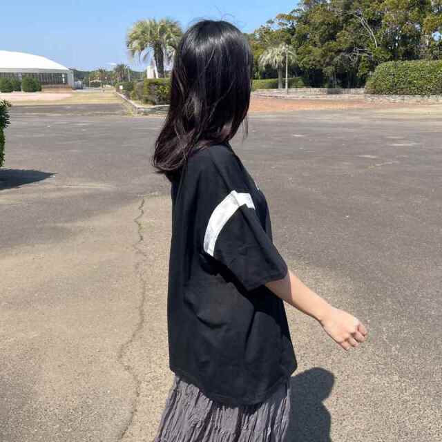 袖配色ロゴTシャツ