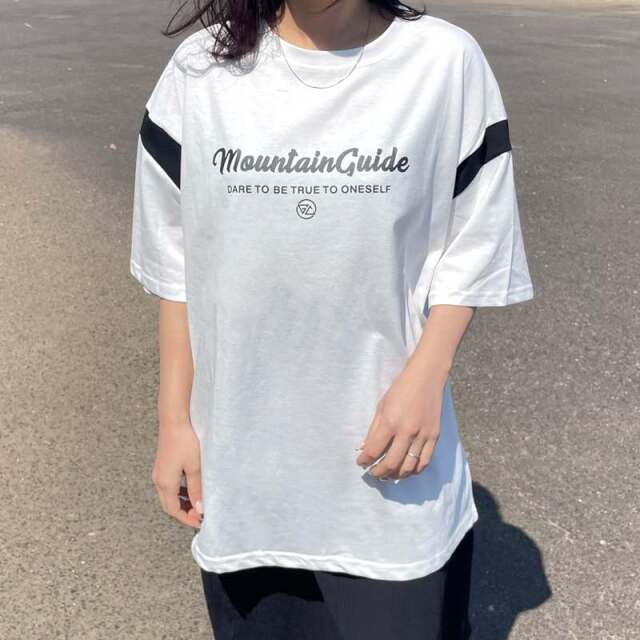 袖配色ロゴTシャツ