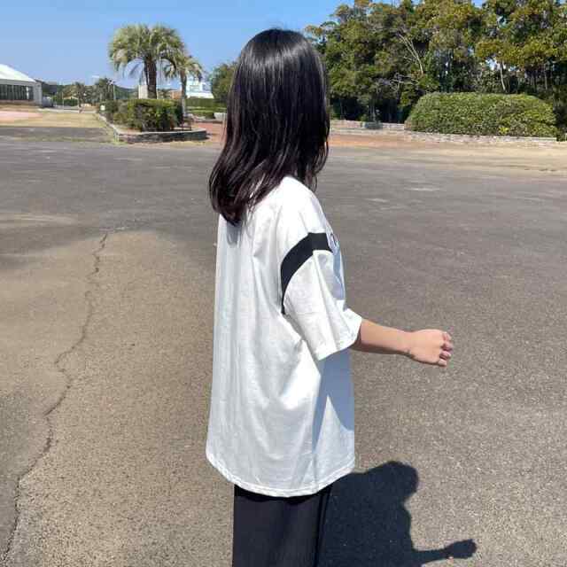 袖配色ロゴTシャツ