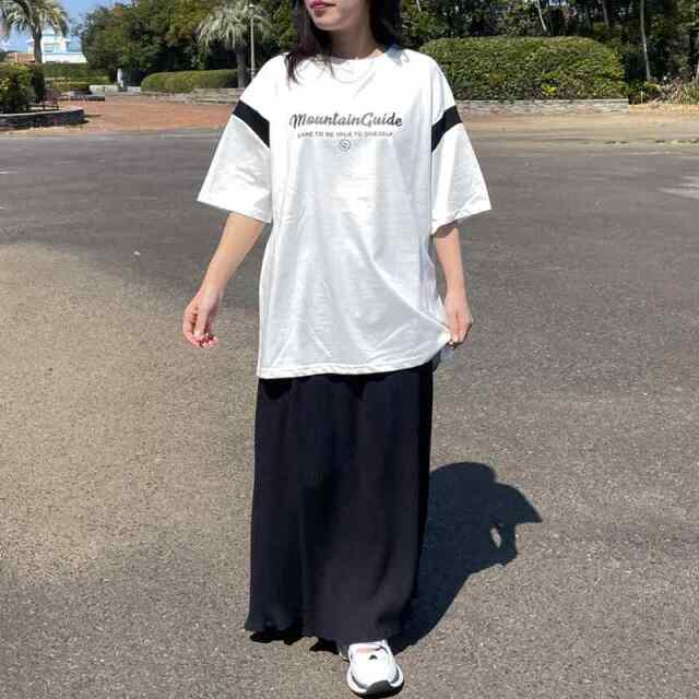 袖配色ロゴTシャツ