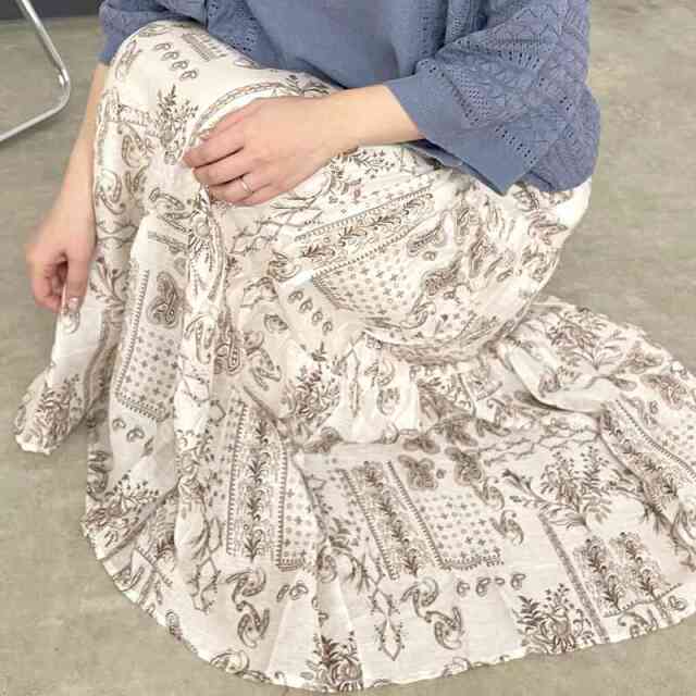 ペイズリーティアードスカート