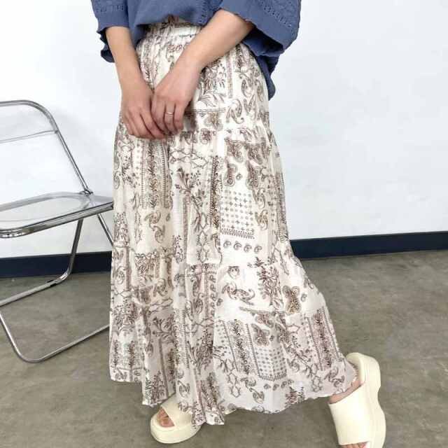 ペイズリーティアードスカート