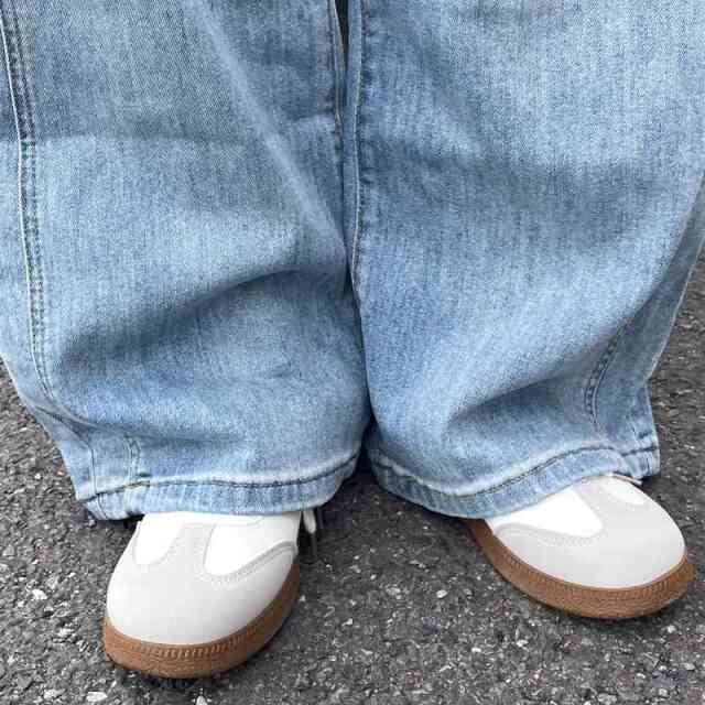 ストレートデニムパンツ