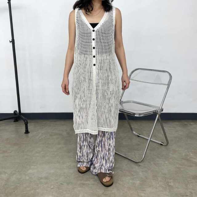 メッシュボタンジレ