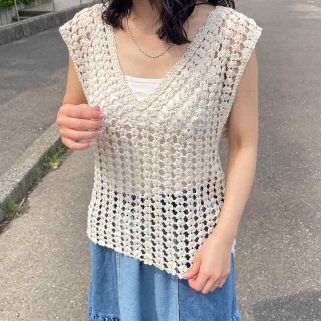 バッククロスクロシェベスト