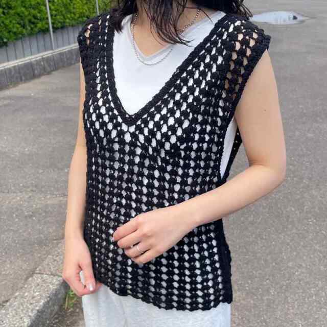 バッククロスクロシェベスト