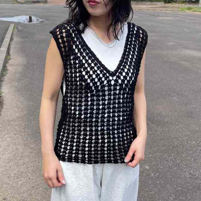 バッククロスクロシェベスト