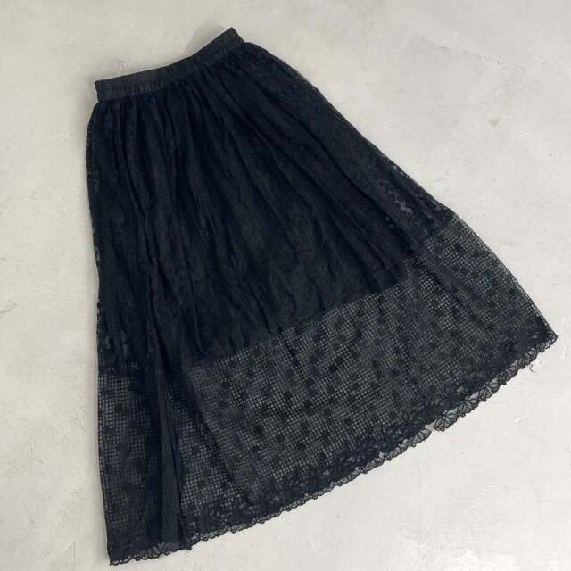チュールレース切替スカート