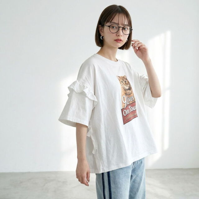 袖フリルネコプルオーバー