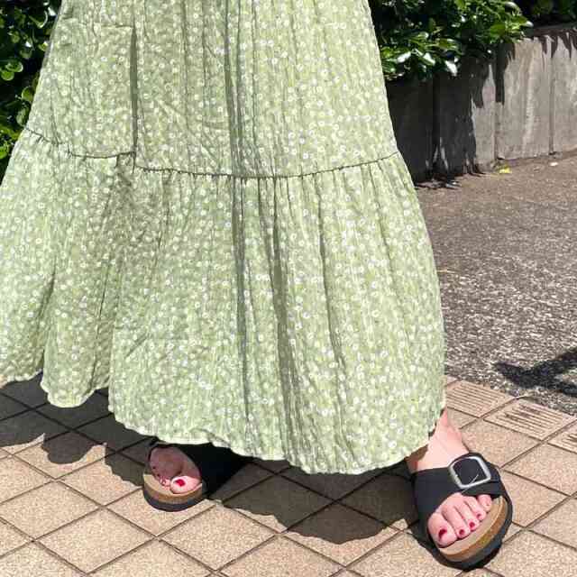 柄ティアードスカート