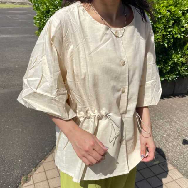 ノーカラードロストブラウス