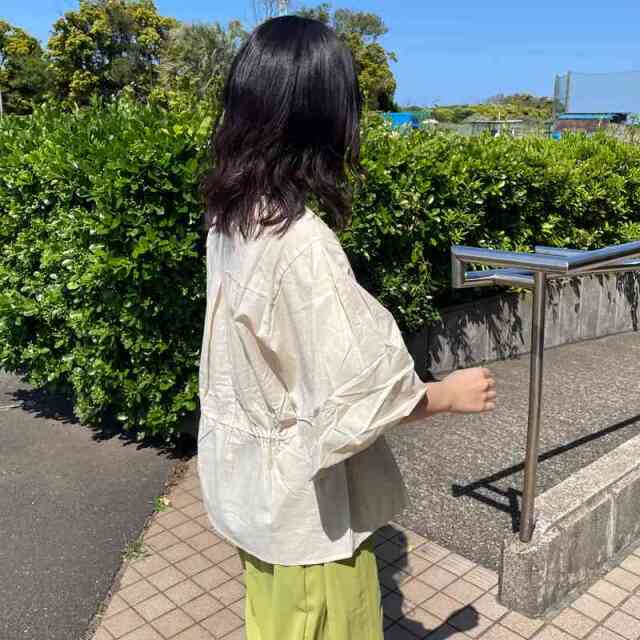 ノーカラードロストブラウス