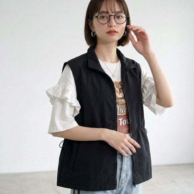 ナイロン風スタンドベスト