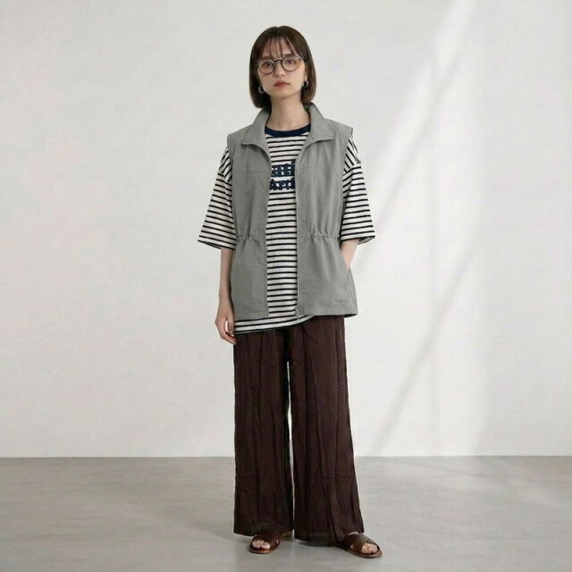 ナイロン風スタンドベスト