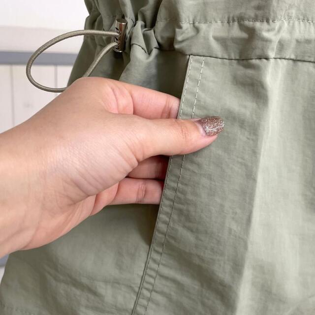 ナイロン風スタンドベスト