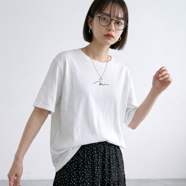 ロゴTシャツ