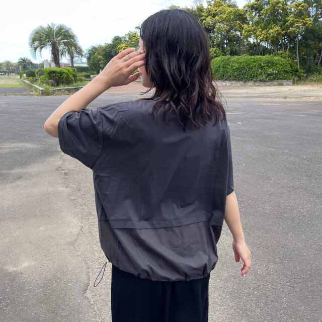 ポケットZIP切替プルオーバー