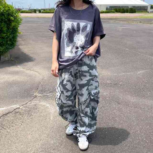 迷彩カーゴパンツ