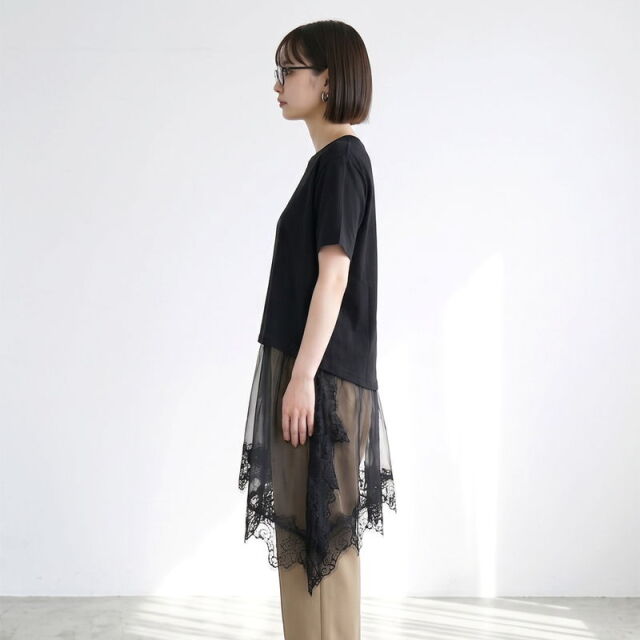 裾レースレイヤースラブTシャツ