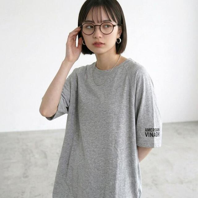 カットオフ袖ロゴプルオーバー