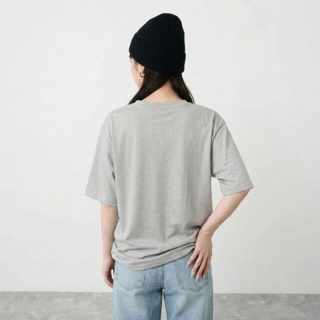 レースキャミレイヤード風ロゴTシャツ