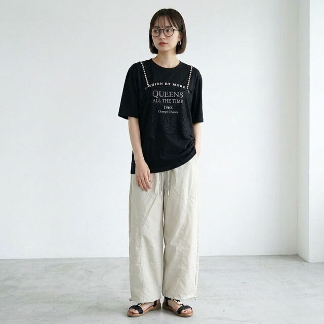 パールレースキャミレイヤード風ロゴTシャツ