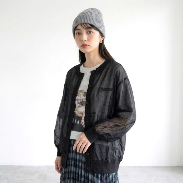 バックロゴシアーブルゾン