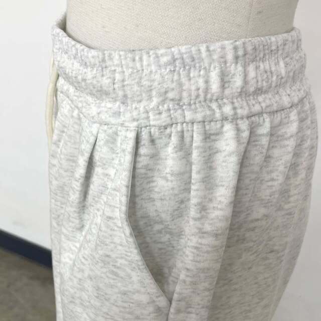 カットタックワイドパンツ