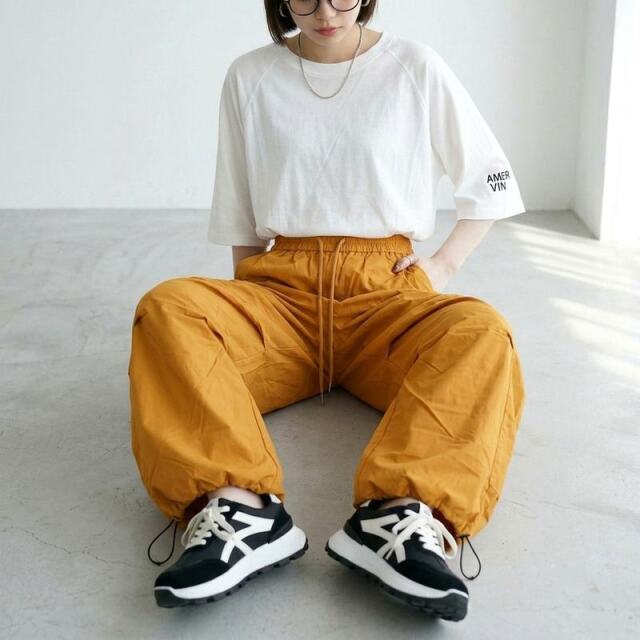 ナイロン風刺繍ロゴパンツ