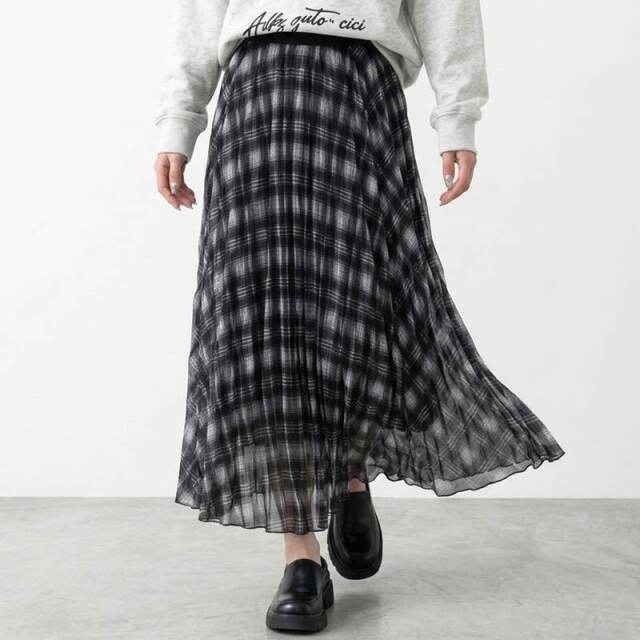 総柄プリーツスカート