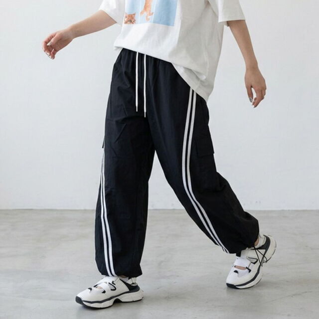 ナイロン風ラインカーゴパンツ