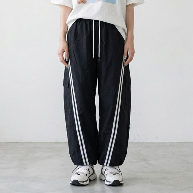 ナイロン風ラインカーゴパンツ