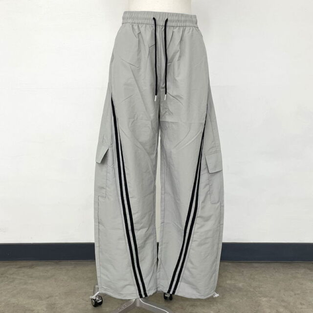 ナイロン風ラインカーゴパンツ
