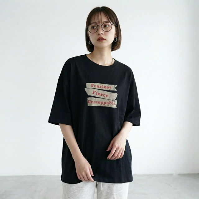 テープロゴBIGTシャツ