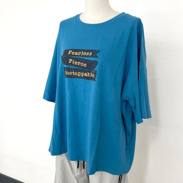 テープロゴBIGTシャツ