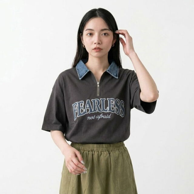 襟デニムハーフジップロゴプルオーバー