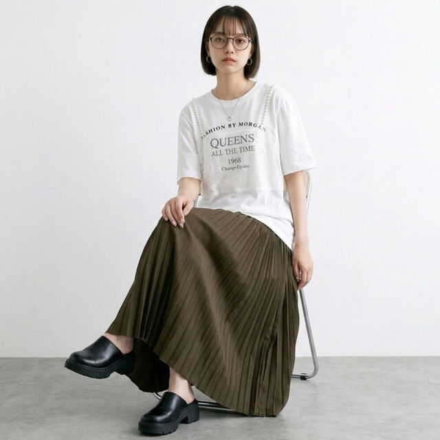 プリーツスカート