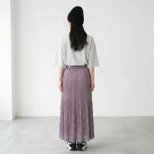 シャイニープリーツスカート