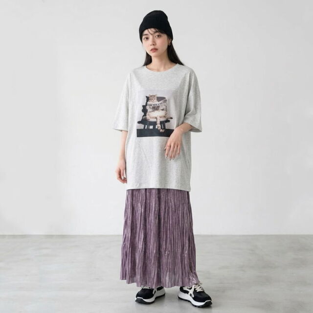 シャイニープリーツスカート