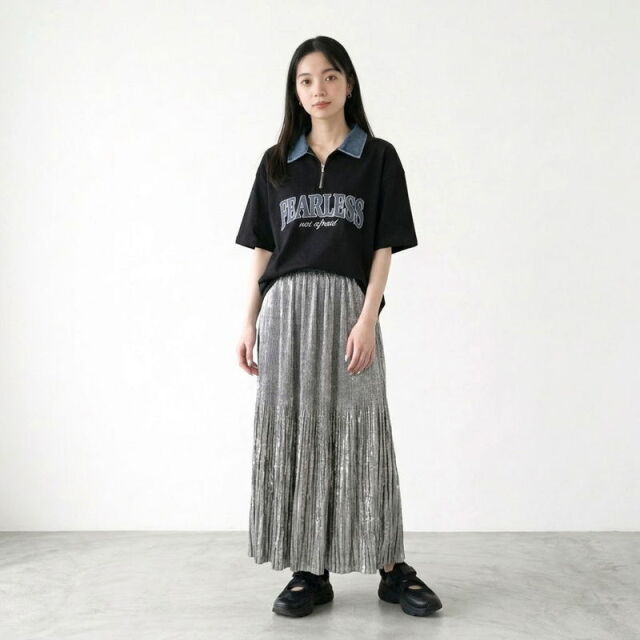 シャイニープリーツスカート