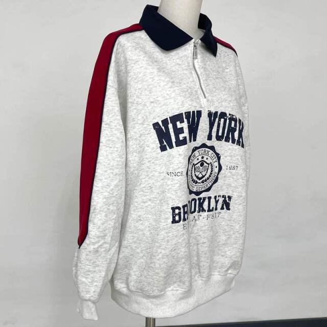 襟付きハーフジップロゴプルオーバー