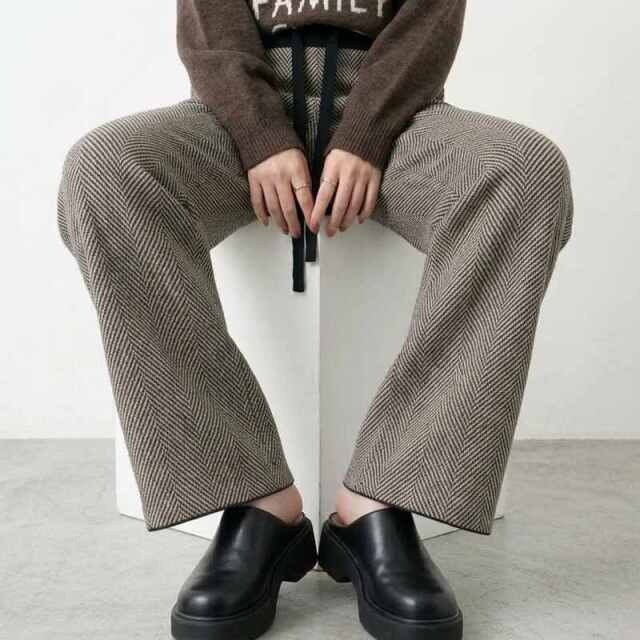 柄ニットワイドパンツ