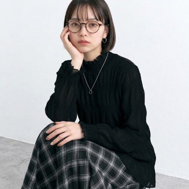 暖シフォンシャーリングブラウス