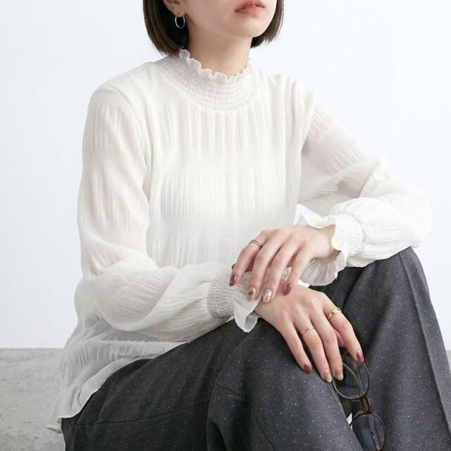 暖シフォンシャーリングブラウス