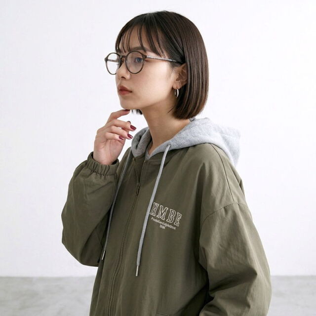 フェイクレイヤードバックロゴブルゾン