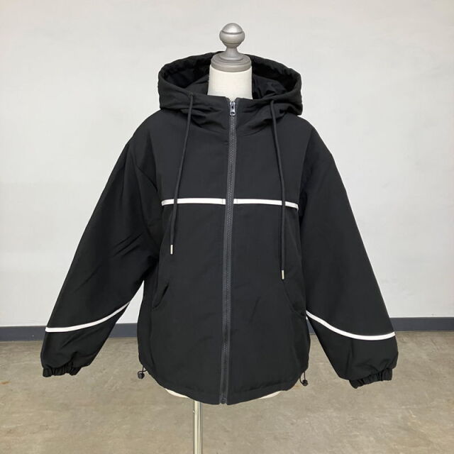中綿パイピングフードブルゾン