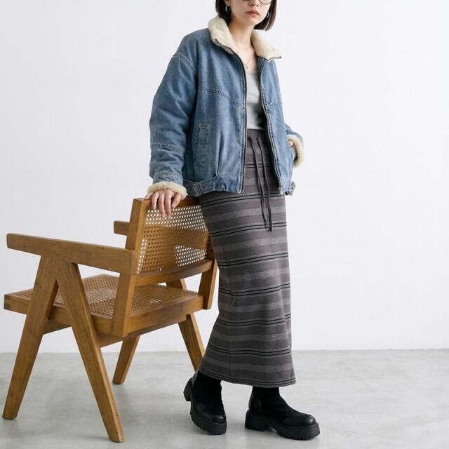 マルチボーダーニットIラインスカート